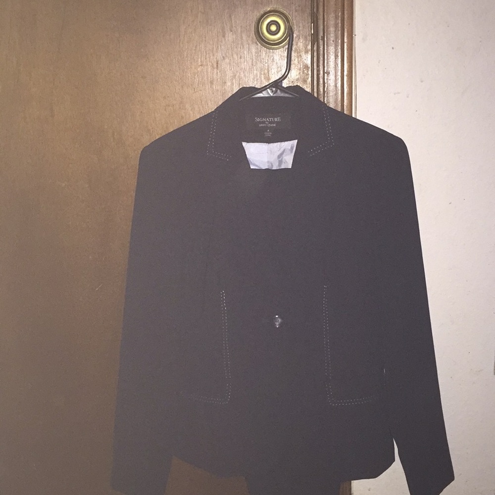 Buy “Larry Levine’s Signature” blue Woman’s Suit!